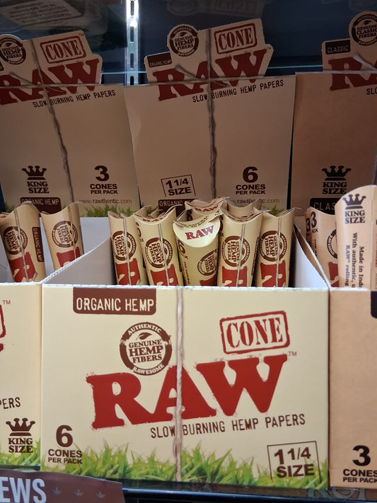 RAW Rolling Papers & Cones
